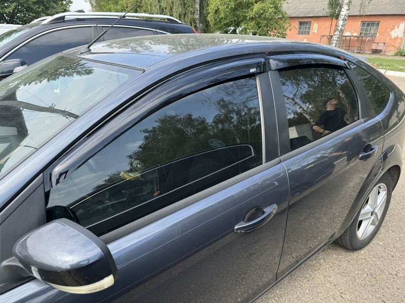 Дефлектори вікон Ford Focus II 2004-2011 Sedan/HB накладні (DEFL) Q2 00-00014437 фото
