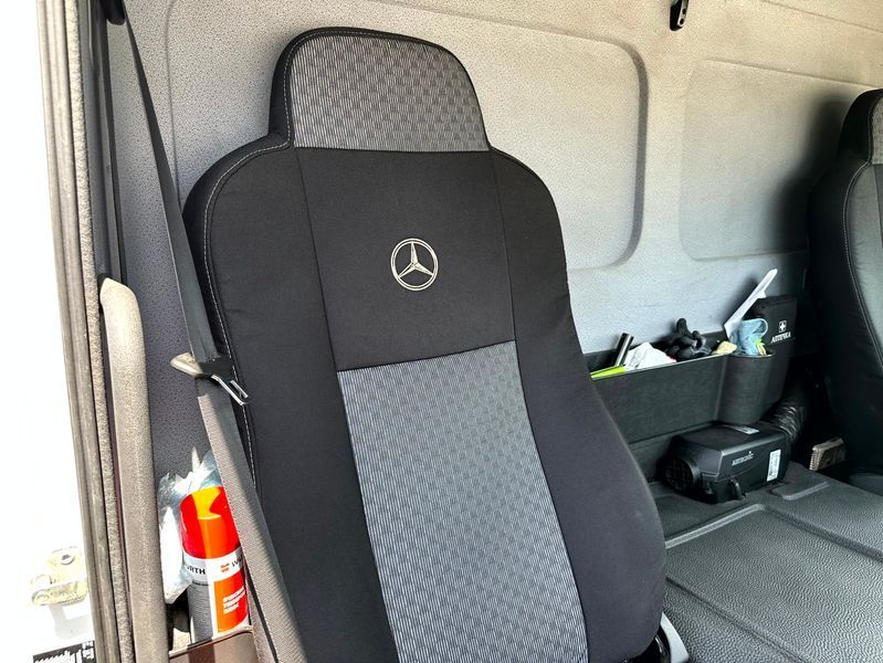 Чохли модельні Mercedes Atego 2004-2013 FAVME13 фото