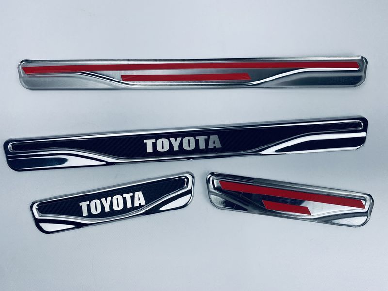 Накладки на пороги Toyota Land Cruiser 300 (хром-карбон) TAN24 00-00011780/36 фото