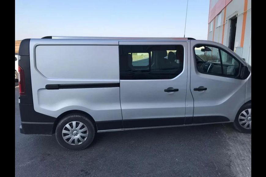 Інтегровані рейлінги (хром) Коротка база Nissan NV300/Primastar 2016-рр. dd72178/2 фото