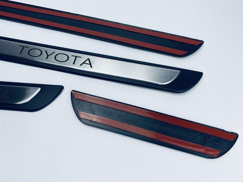 Накладки на пороги Toyota Avensis 2 2003-2009 (хром-пласт) TAN24 00-00011750/14 фото