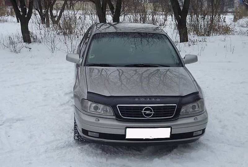 Дефлектор капоту Opel Omega В 1999-2003 /рестайлінг Vip Tuning OP24 OP24 фото