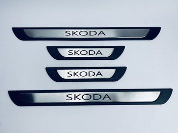 Накладки на пороги Skoda Kamiq 2019+ (хром-пласт) TAN24 00-00011748/7 фото