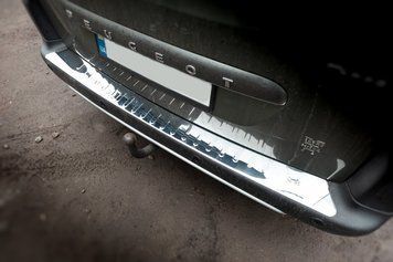 Peugeot Partner Tepee 2008-2018 Накладки на задній бампер Carmos V2 (нерж.) 009pe200218 фото