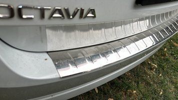 Skoda Octavia A8 З 2020 року Накладка на задній бампер Carmos (SW, нерж) car8330 фото
