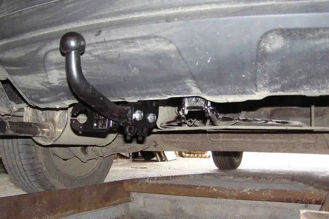Фаркоп зйомний на Renault Duster 1 2009-2018 Р.11 Р.11 фото