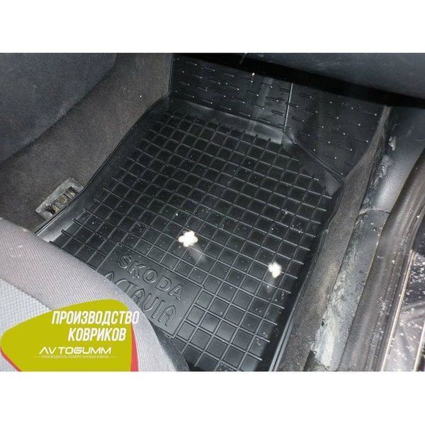 Автомобільні килимки в салон для Skoda Octavia A4 (1996-2010) AG11292 фото