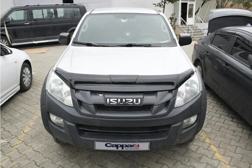 Дефлектор капоту Isuzu D-Max 2011-2019 3622K034 фото