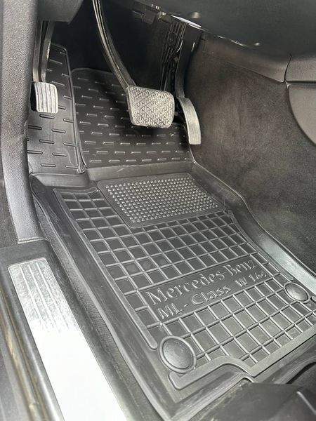 Автомобільні килимки в салон для Mercedes W164 (ML - class) AG11228 фото