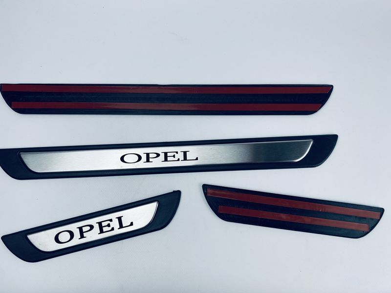 Накладки на пороги для Opel Omega A 1986-1994 (хром-пласт) TAN24 00-00014075/28 фото