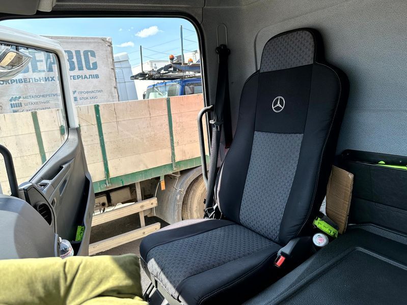 Чохли модельні Mercedes Atego 1318 з 2013 року FAVME63 фото