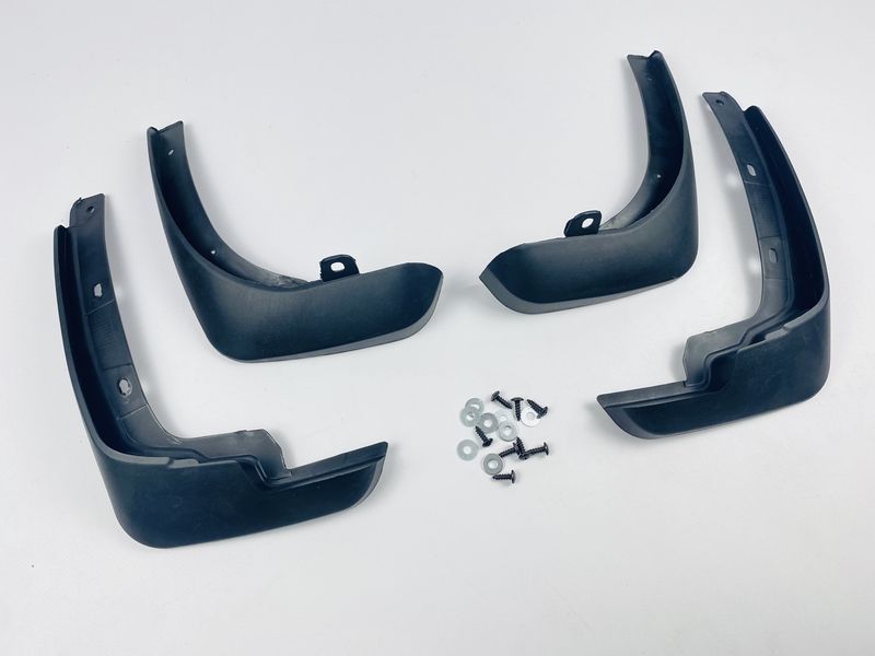Бризковики для Nissan Tiida 2011-2014 хетчбек 00-00014313 фото