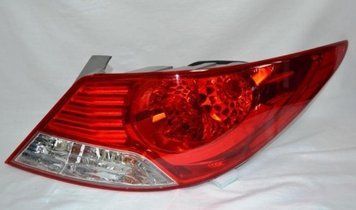 Правий задній ліхтар Hyundai Accent 2011- FP 3227 F2-E фото