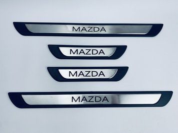Накладки на пороги Mazda CX-30 2019+ (хром-пласт) TAN24 00-00011736 фото