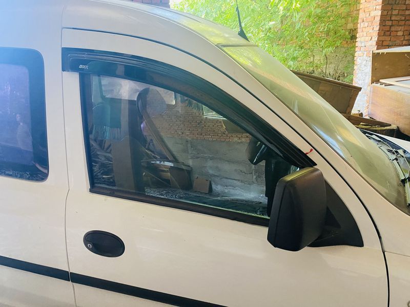 Дефлектори вікон Opel Combo C 2001-2011 накладні (DEFL) Q2 00-00014468 фото