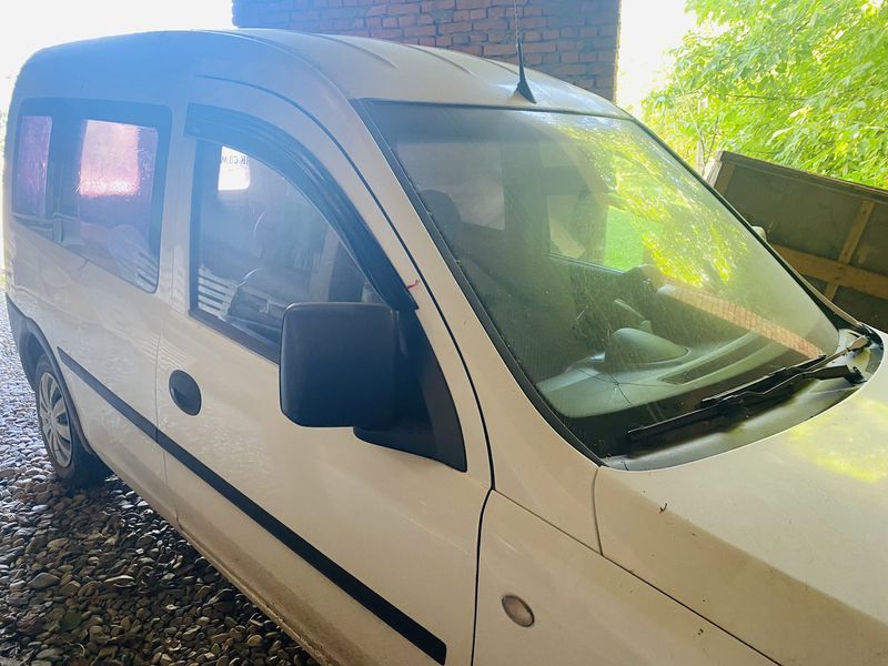 Дефлектори вікон Opel Combo C 2001-2011 накладні (DEFL) Q2 00-00014468 фото
