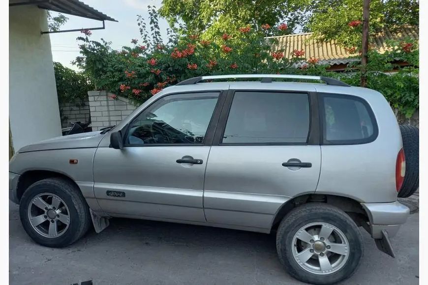 Рейлінги ХРОМ Пластикові ніжки Chevrolet Niva hpc001/2 фото