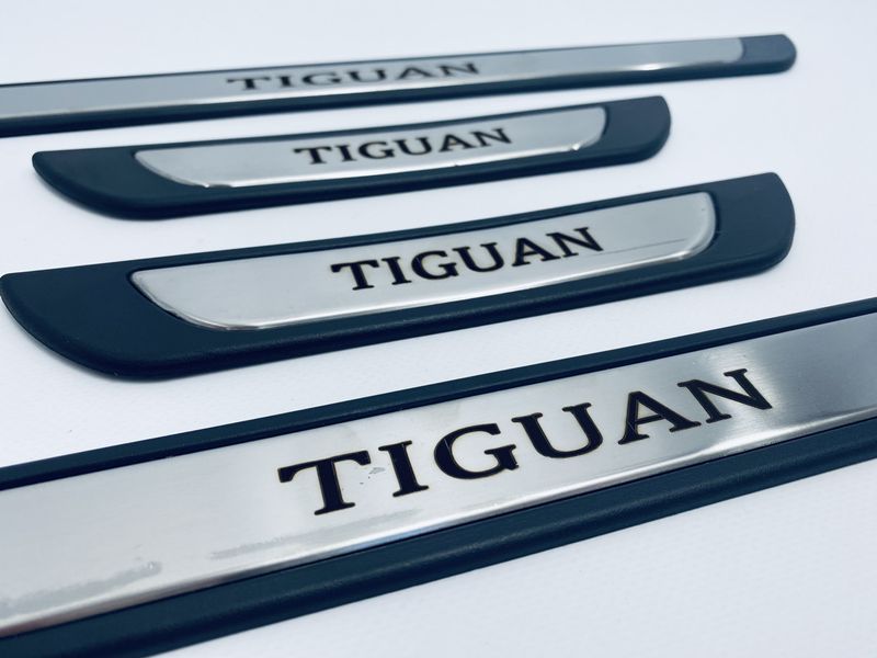 Накладки на пороги Volkswagen Tiguan 2 2016+ (хром-пласт) TAN24 00-00011726 фото