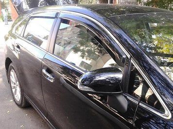 Дефлектор вікна HIC для Toyota Venza 2009- з хром молдингом HIC.T114-M фото
