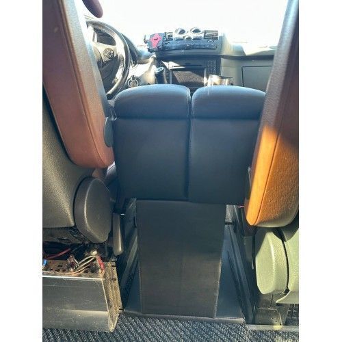 Підлокотник для Volkswagen T5 сидіння 1+1 21200/4 фото