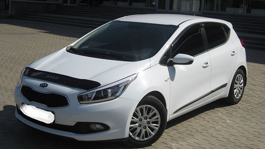 Дефлектор капоту Kia Ceed 2012-/ корот Vip Tuning KA261 KA261 фото