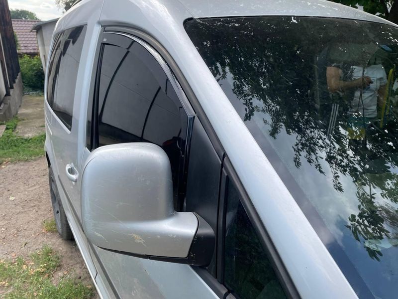 Дефлектор вікна для Volkswagen Caddy 3/4 2004-2020 2D вставні 00-00014127 фото