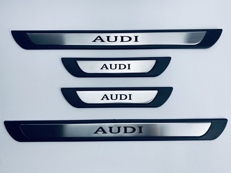 Накладки на пороги для Audi E-Tron 2018+ (хром-пласт) TAN24 00-00014074/11 фото