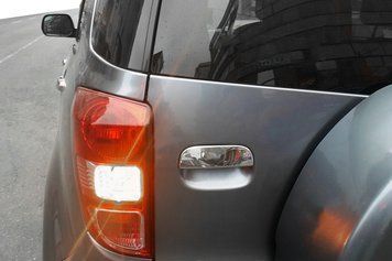 Daihatsu Terios З 2006 року Накладка на ручку відкривання багажника (нерж.) 2303051 фото