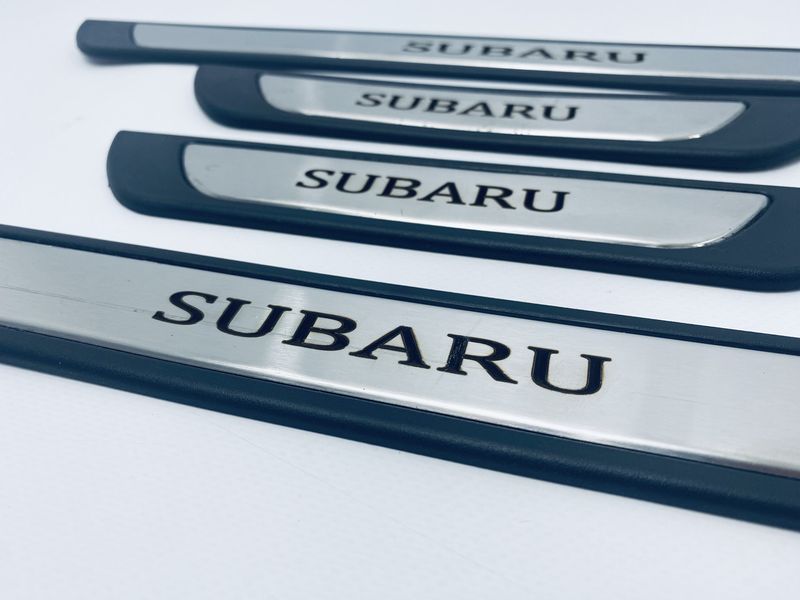 Накладки на пороги Subaru Forester 2008-2013 (хром-пласт) TAN24 00-00011746/9 фото